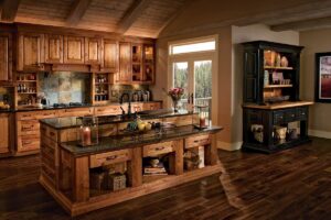 деревянный кухонный гарнитур